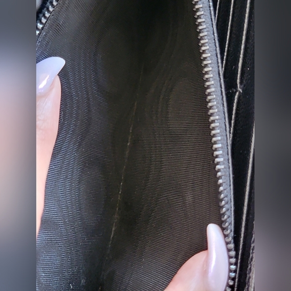 YSL Matelasse Quilted Leather Wallet - Picture 7 of 15